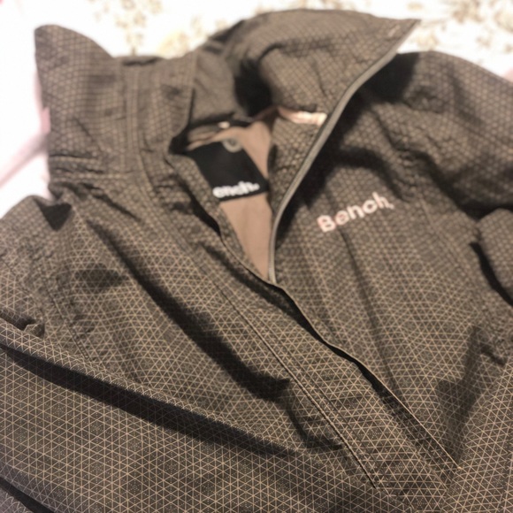 BENCH Grey and Pink Windbreaker - Picture 3 of 7